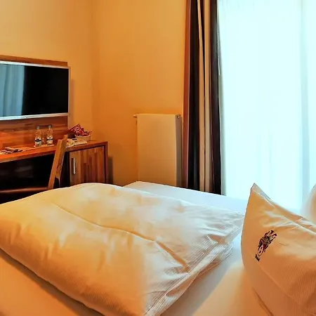 Zum Hirsch***s 3* Kirchen (Baden-Wurttemberg)